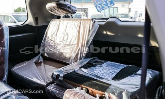 Buy Import Toyota Land Cruiser White Car in Import - Dubai in Belait Buy Import Toyota Land Cruiser White Car in Import - Dubai in Belait