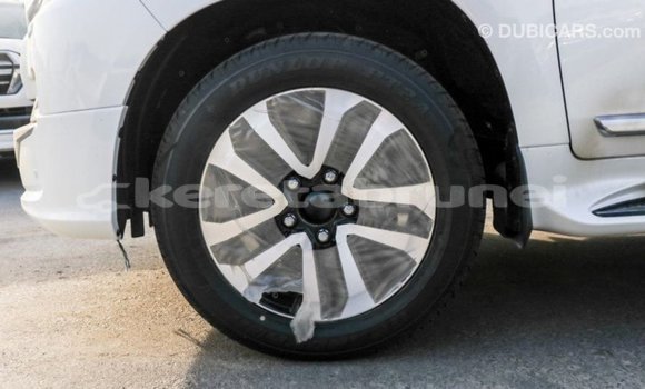 Buy Import Toyota Land Cruiser White Car in Import - Dubai in Belait Buy Import Toyota Land Cruiser White Car in Import - Dubai in Belait