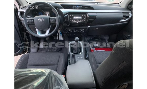 Buy Import Toyota Hilux Black Car in Import - Dubai in Belait Buy Import Toyota Hilux Black Car in Import - Dubai in Belait