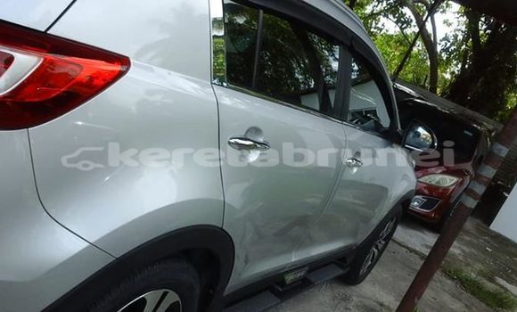 Buy Used Kia Sportage Silver Car in Bandar Seri Begawan in Brunei-Muara Buy Used Kia Sportage Silver Car in Bandar Seri Begawan in Brunei-Muara