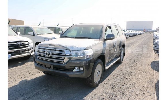 Buy Import Toyota Land Cruiser Black Car in Import - Dubai in Belait Buy Import Toyota Land Cruiser Black Car in Import - Dubai in Belait