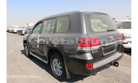 Buy Import Toyota Land Cruiser Black Car in Import - Dubai in Belait Buy Import Toyota Land Cruiser Black Car in Import - Dubai in Belait