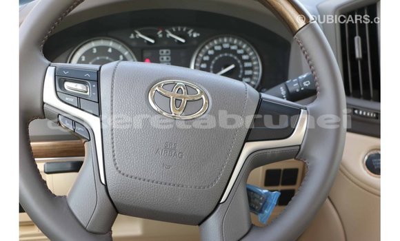 Buy Import Toyota Land Cruiser Black Car in Import - Dubai in Belait Buy Import Toyota Land Cruiser Black Car in Import - Dubai in Belait