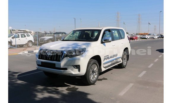 Buy Import Toyota Prado White Car in Import - Dubai in Belait Buy Import Toyota Prado White Car in Import - Dubai in Belait