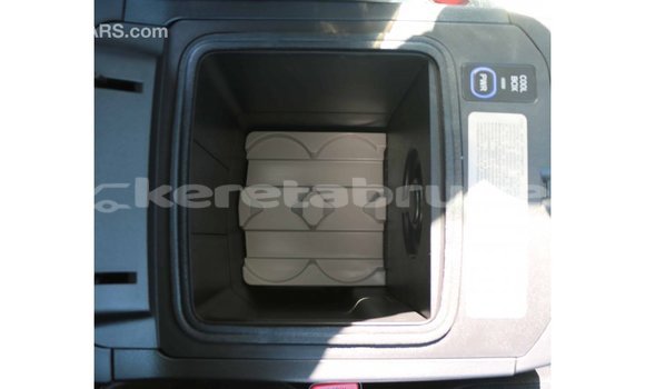 Buy Import Toyota Prado White Car in Import - Dubai in Belait Buy Import Toyota Prado White Car in Import - Dubai in Belait