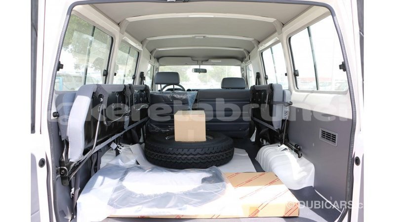 Big with watermark toyota land cruiser belait import dubai 2596