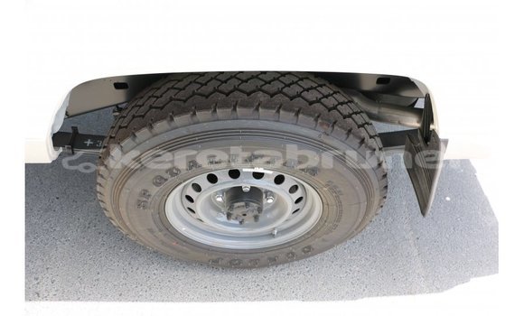 Buy Import Toyota Land Cruiser White Car in Import - Dubai in Belait Buy Import Toyota Land Cruiser White Car in Import - Dubai in Belait