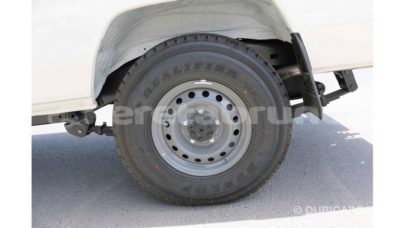 Big with watermark toyota land cruiser belait import dubai 2596