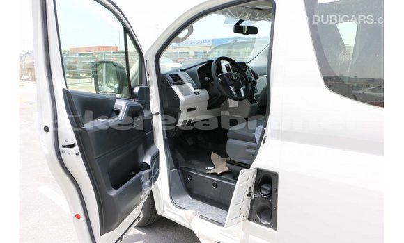 Buy Import Toyota Hiace White Car in Import - Dubai in Belait Buy Import Toyota Hiace White Car in Import - Dubai in Belait