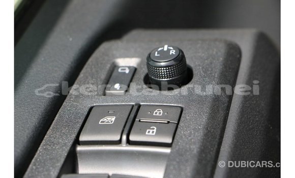 Buy Import Toyota Hiace White Car in Import - Dubai in Belait Buy Import Toyota Hiace White Car in Import - Dubai in Belait