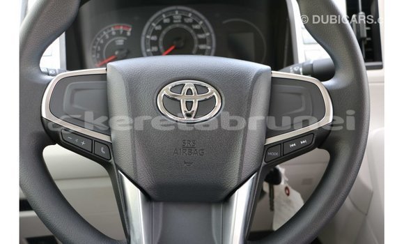 Buy Import Toyota Hiace White Car in Import - Dubai in Belait Buy Import Toyota Hiace White Car in Import - Dubai in Belait
