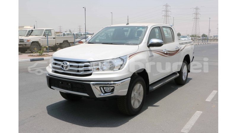 Big with watermark toyota hilux belait import dubai 2598