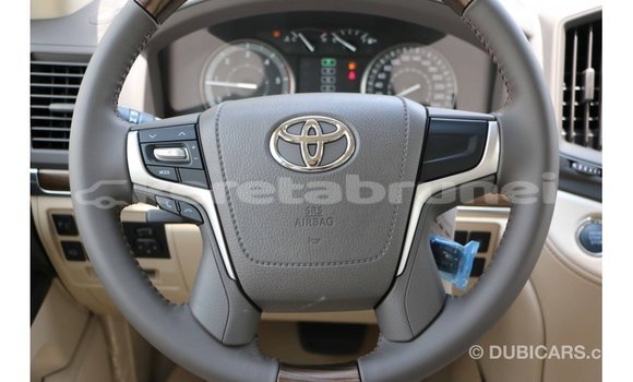 Buy Import Toyota Land Cruiser White Car in Import - Dubai in Belait Buy Import Toyota Land Cruiser White Car in Import - Dubai in Belait