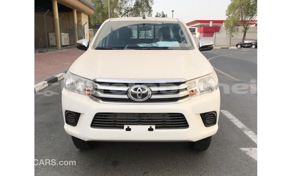 Buy Import Toyota Hilux White Car in Import - Dubai in Belait Buy Import Toyota Hilux White Car in Import - Dubai in Belait