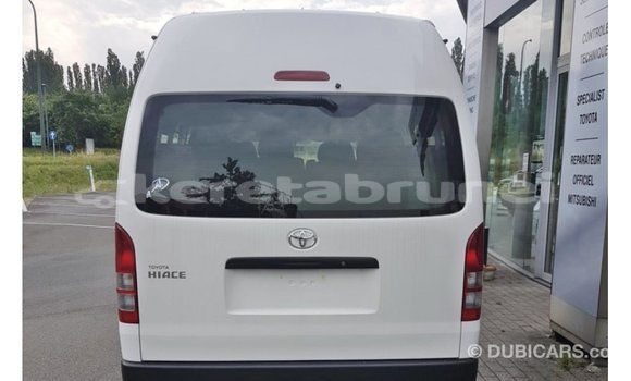 Buy Import Toyota Hiace White Car in Import - Dubai in Belait Buy Import Toyota Hiace White Car in Import - Dubai in Belait