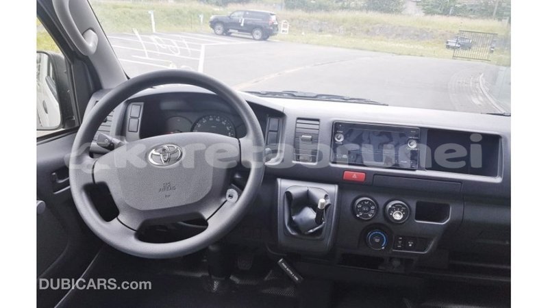 Big with watermark toyota hiace belait import dubai 2602