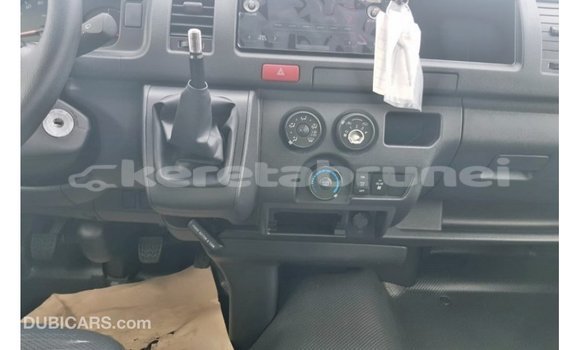 Buy Import Toyota Hiace White Car in Import - Dubai in Belait Buy Import Toyota Hiace White Car in Import - Dubai in Belait