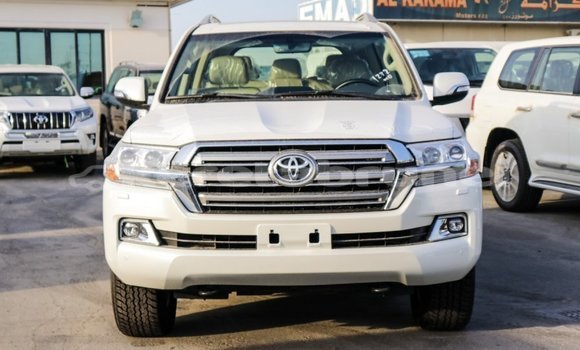 Buy Import Toyota Land Cruiser White Car in Import - Dubai in Belait Buy Import Toyota Land Cruiser White Car in Import - Dubai in Belait