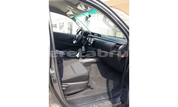 Buy Import Toyota Hilux Black Car in Import - Dubai in Belait Buy Import Toyota Hilux Black Car in Import - Dubai in Belait