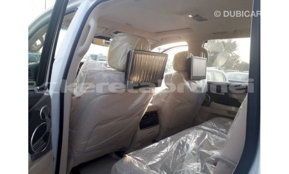 Buy Import Lexus LX White Car in Import - Dubai in Belait Buy Import Lexus LX White Car in Import - Dubai in Belait