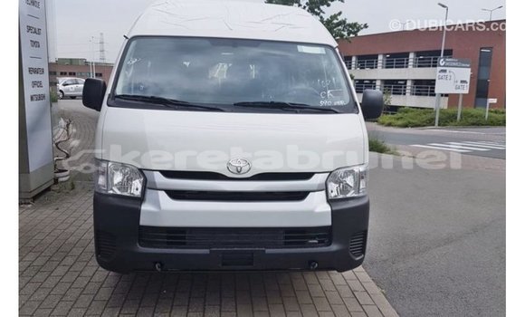 Buy Import Toyota Hiace White Car in Import - Dubai in Belait Buy Import Toyota Hiace White Car in Import - Dubai in Belait