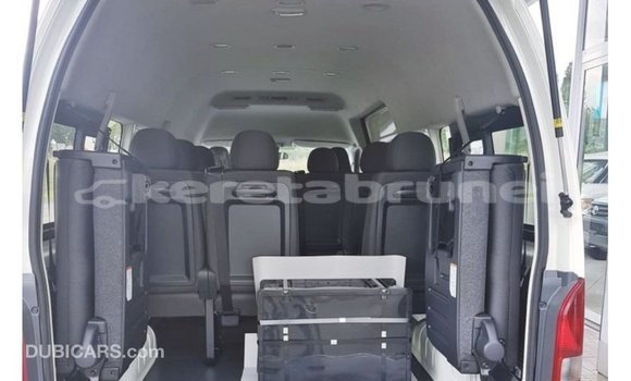 Buy Import Toyota Hiace White Car in Import - Dubai in Belait Buy Import Toyota Hiace White Car in Import - Dubai in Belait