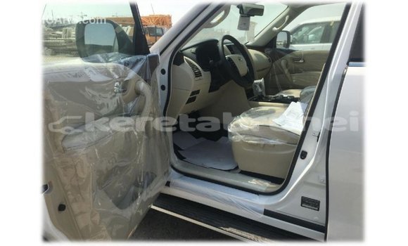 Buy Import Nissan Patrol White Car in Import - Dubai in Belait Buy Import Nissan Patrol White Car in Import - Dubai in Belait