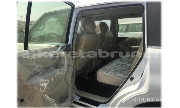 Buy Import Nissan Patrol White Car in Import - Dubai in Belait Buy Import Nissan Patrol White Car in Import - Dubai in Belait
