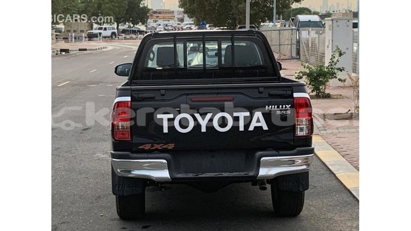 Big with watermark toyota hilux belait import dubai 2630