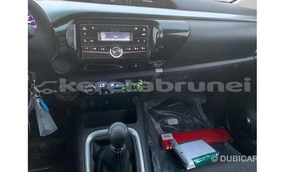 Buy Import Toyota Hilux Black Car in Import - Dubai in Belait Buy Import Toyota Hilux Black Car in Import - Dubai in Belait