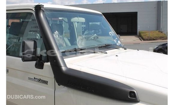 Buy Import Toyota Land Cruiser White Car in Import - Dubai in Belait Buy Import Toyota Land Cruiser White Car in Import - Dubai in Belait