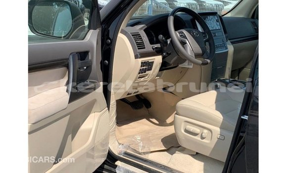 Buy Import Toyota Land Cruiser Black Car in Import - Dubai in Belait Buy Import Toyota Land Cruiser Black Car in Import - Dubai in Belait