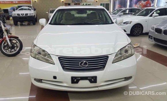 Buy Import Lexus ES White Car in Import - Dubai in Belait Buy Import Lexus ES White Car in Import - Dubai in Belait