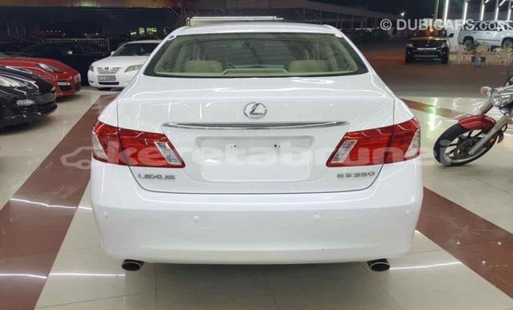 Buy Import Lexus ES White Car in Import - Dubai in Belait