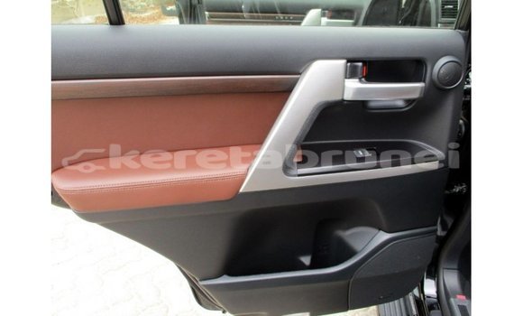 Buy Import Toyota Land Cruiser Black Car in Import - Dubai in Belait Buy Import Toyota Land Cruiser Black Car in Import - Dubai in Belait