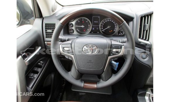 Buy Import Toyota Land Cruiser Black Car in Import - Dubai in Belait Buy Import Toyota Land Cruiser Black Car in Import - Dubai in Belait