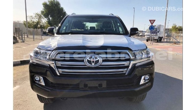 Big with watermark toyota land cruiser belait import dubai 2642