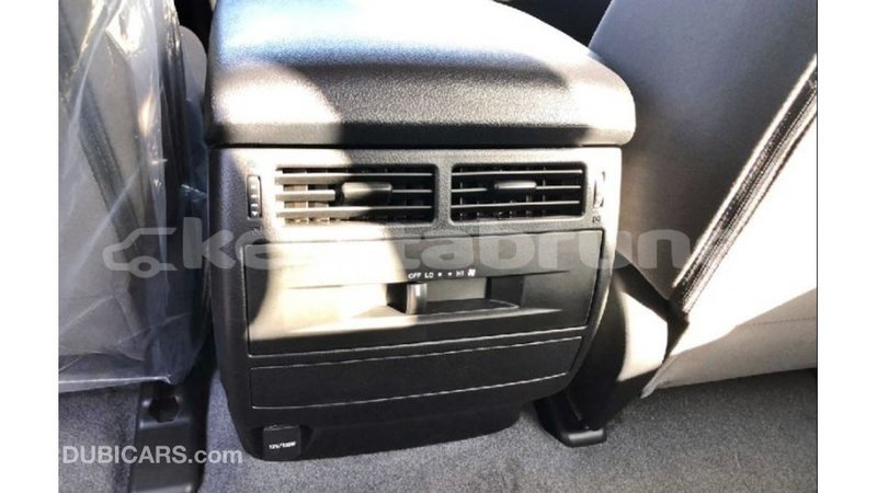 Big with watermark toyota land cruiser belait import dubai 2642