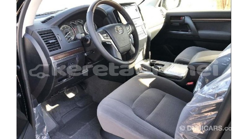 Big with watermark toyota land cruiser belait import dubai 2642