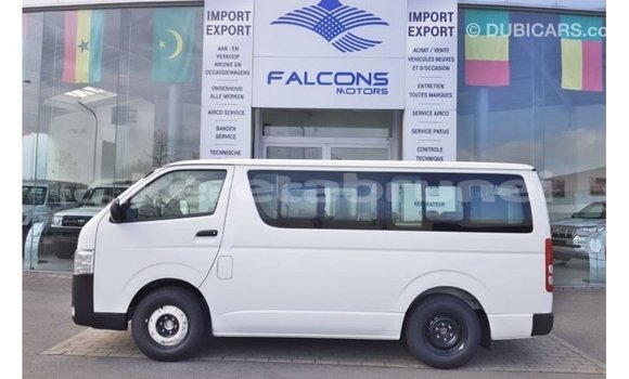 Buy Import Toyota Hiace White Car in Import - Dubai in Belait Buy Import Toyota Hiace White Car in Import - Dubai in Belait