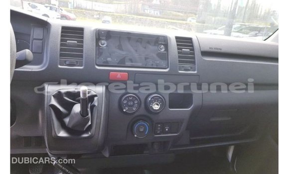 Buy Import Toyota Hiace White Car in Import - Dubai in Belait Buy Import Toyota Hiace White Car in Import - Dubai in Belait