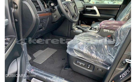 Buy Import Toyota Land Cruiser Black Car in Import - Dubai in Belait Buy Import Toyota Land Cruiser Black Car in Import - Dubai in Belait
