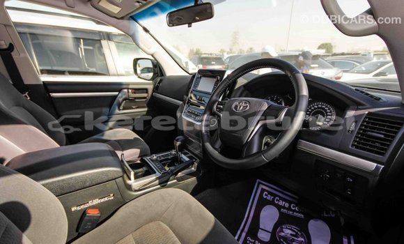 Buy Import Toyota Land Cruiser Black Car in Import - Dubai in Belait Buy Import Toyota Land Cruiser Black Car in Import - Dubai in Belait