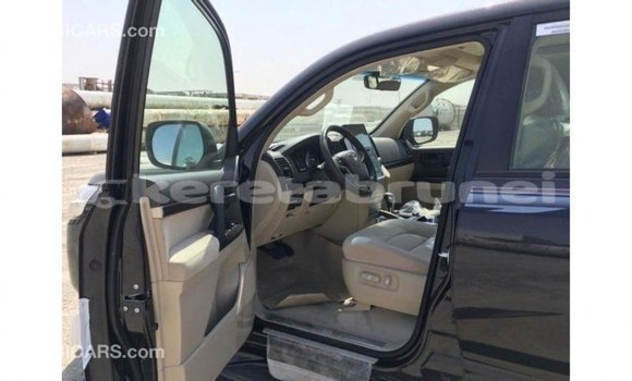 Buy Import Toyota Land Cruiser Black Car in Import - Dubai in Belait Buy Import Toyota Land Cruiser Black Car in Import - Dubai in Belait