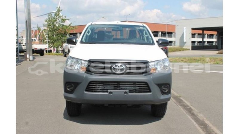 Big with watermark toyota hilux belait import dubai 2650