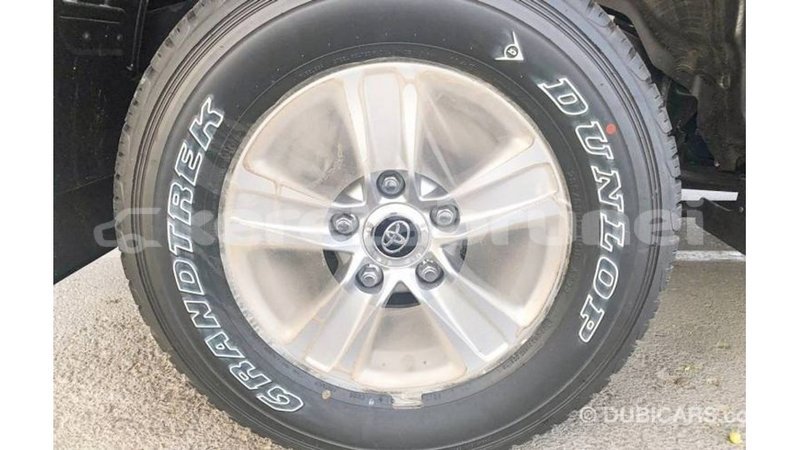 Big with watermark toyota land cruiser belait import dubai 2653