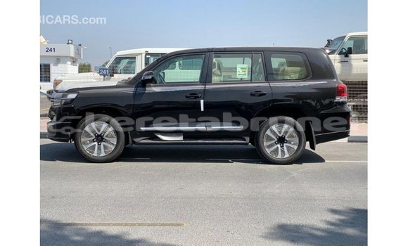 Buy Import Toyota Land Cruiser Black Car in Import - Dubai in Belait Buy Import Toyota Land Cruiser Black Car in Import - Dubai in Belait