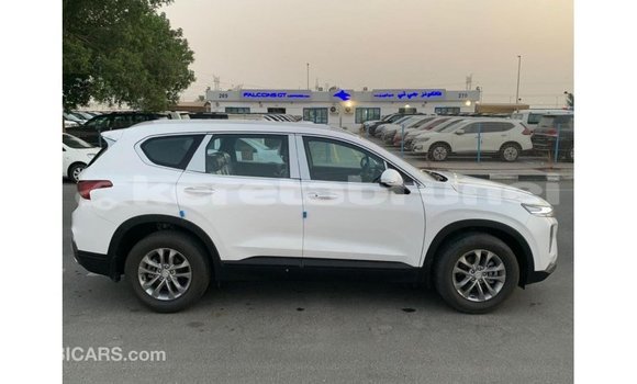 Buy Import Hyundai Santa Fe White Car in Import - Dubai in Belait Buy Import Hyundai Santa Fe White Car in Import - Dubai in Belait