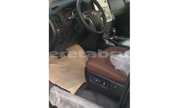 Buy Import Toyota Land Cruiser Black Car in Import - Dubai in Belait Buy Import Toyota Land Cruiser Black Car in Import - Dubai in Belait