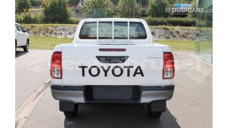 Big with watermark toyota hilux belait import dubai 2665